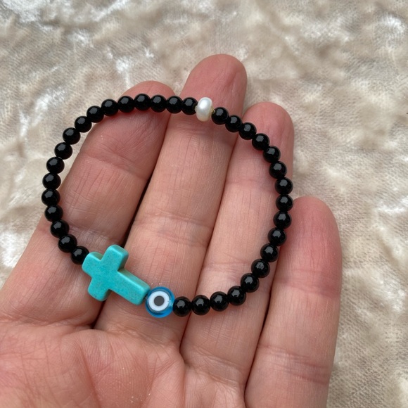 Jewelry - Genuine black onyx, turquoise, pearl /Evil Eye bracelet high quality